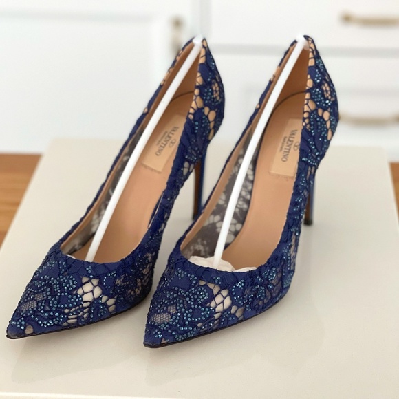 Valentino Garavani Blue Crystal Rhinestone Lace heels - Picture 1 of 6